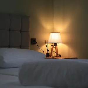 Zelle Airport Boutique Отель типа 